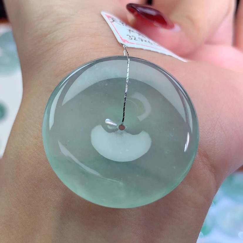 【闪购商品】翡翠吊坠(不含链)未镶嵌