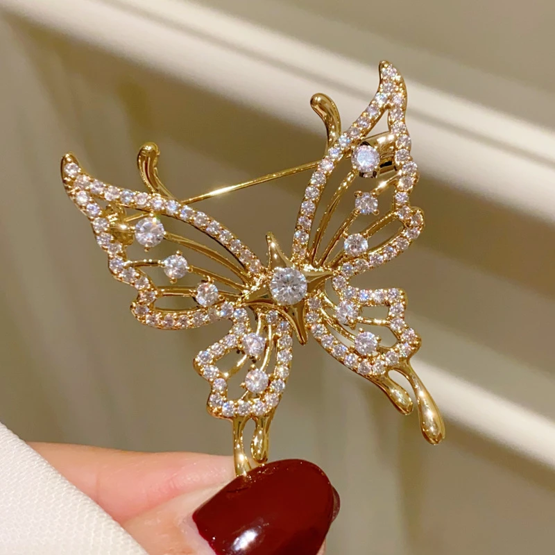 铜胸针 法式轻奢高级感锆石镂空翩翩蝴蝶胸针胸花气质百搭西