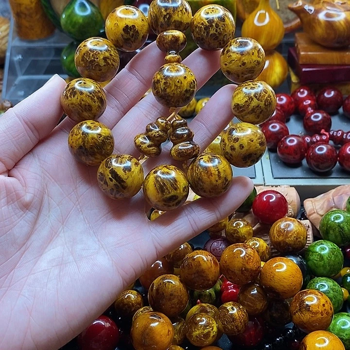 琥珀木雷击琥珀木