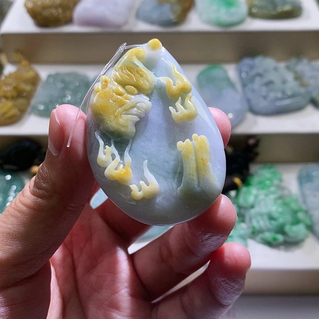 【闪购商品】翡翠颈饰未镶嵌一念