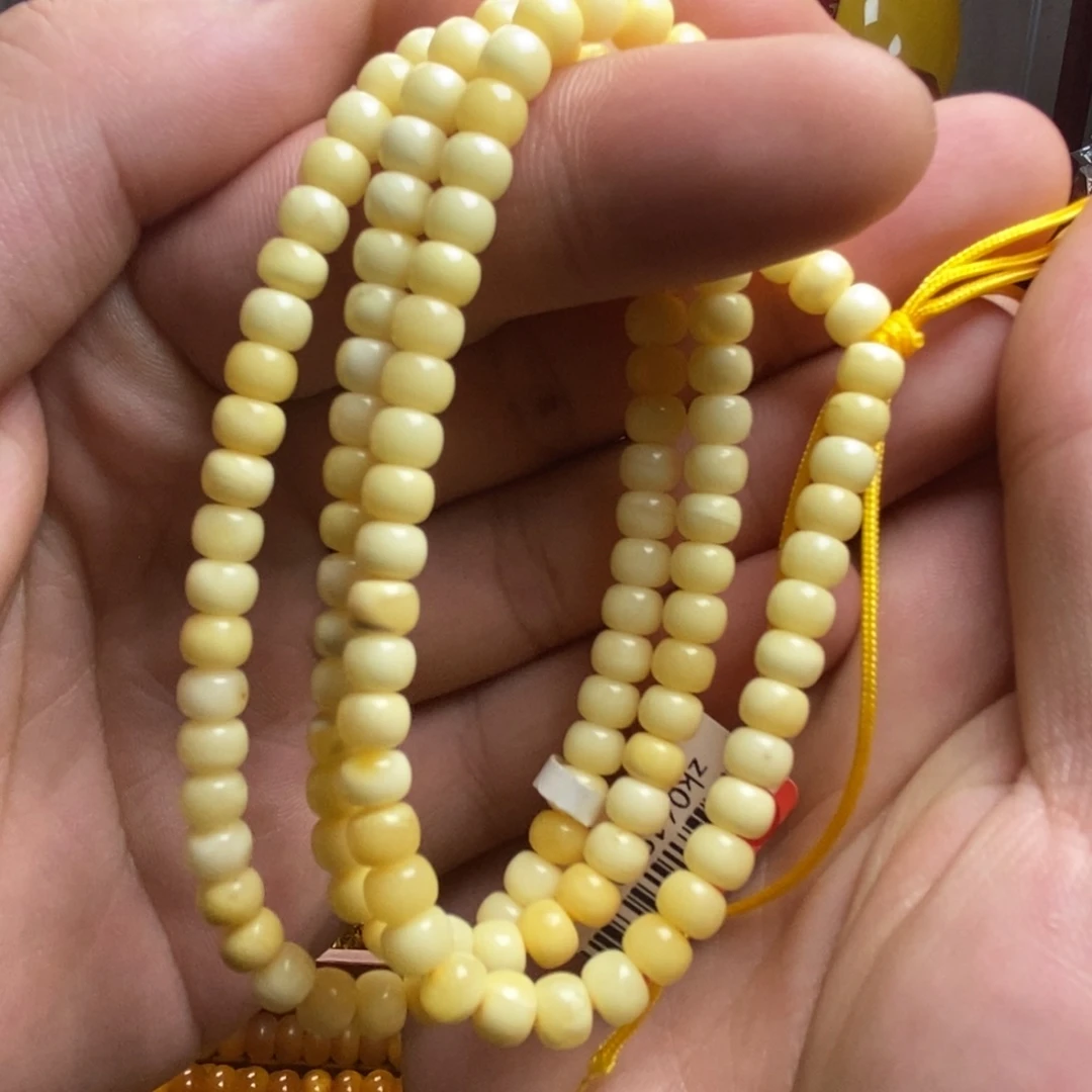 琥珀未镶嵌裸石蜜蜡