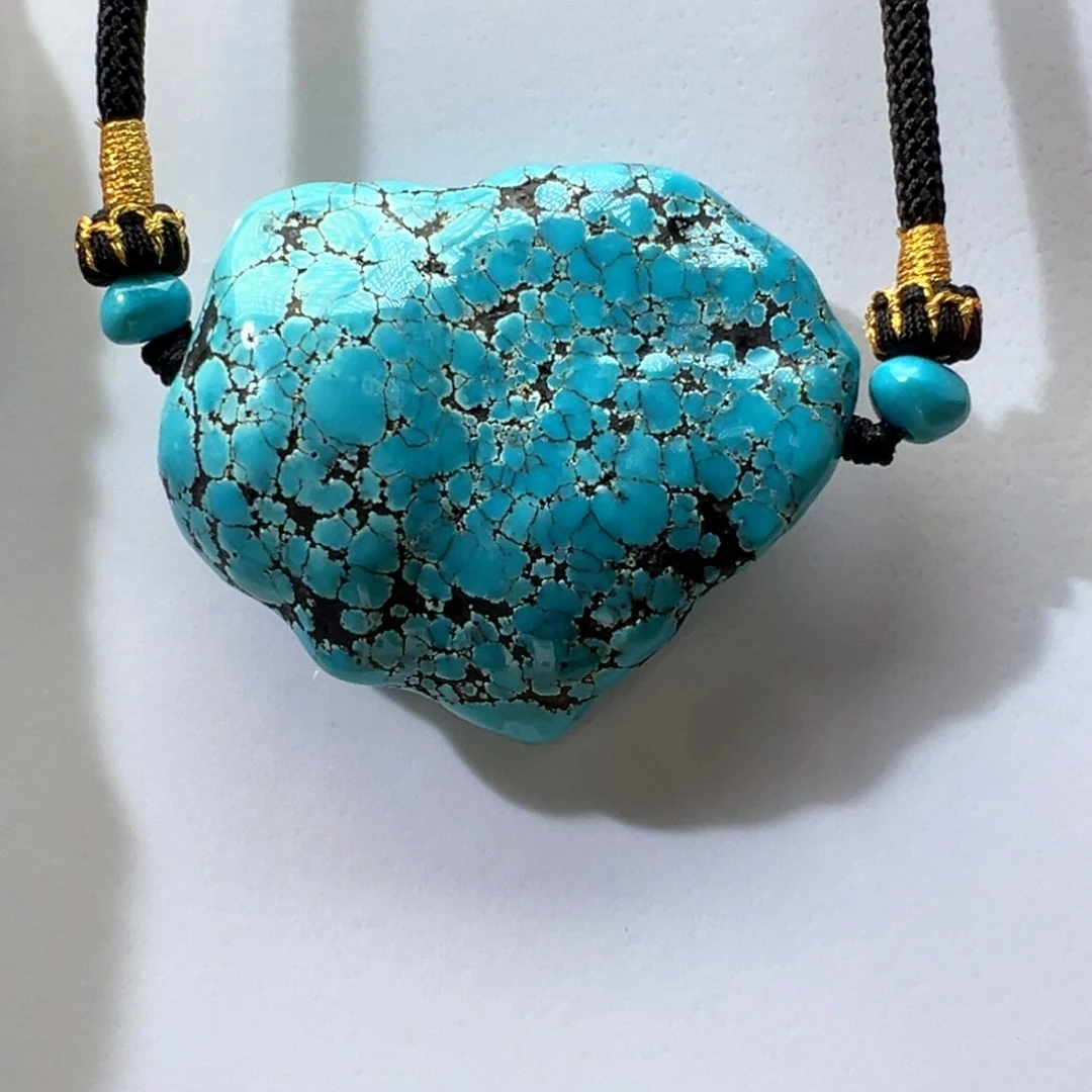 绿松石未镶嵌挂件