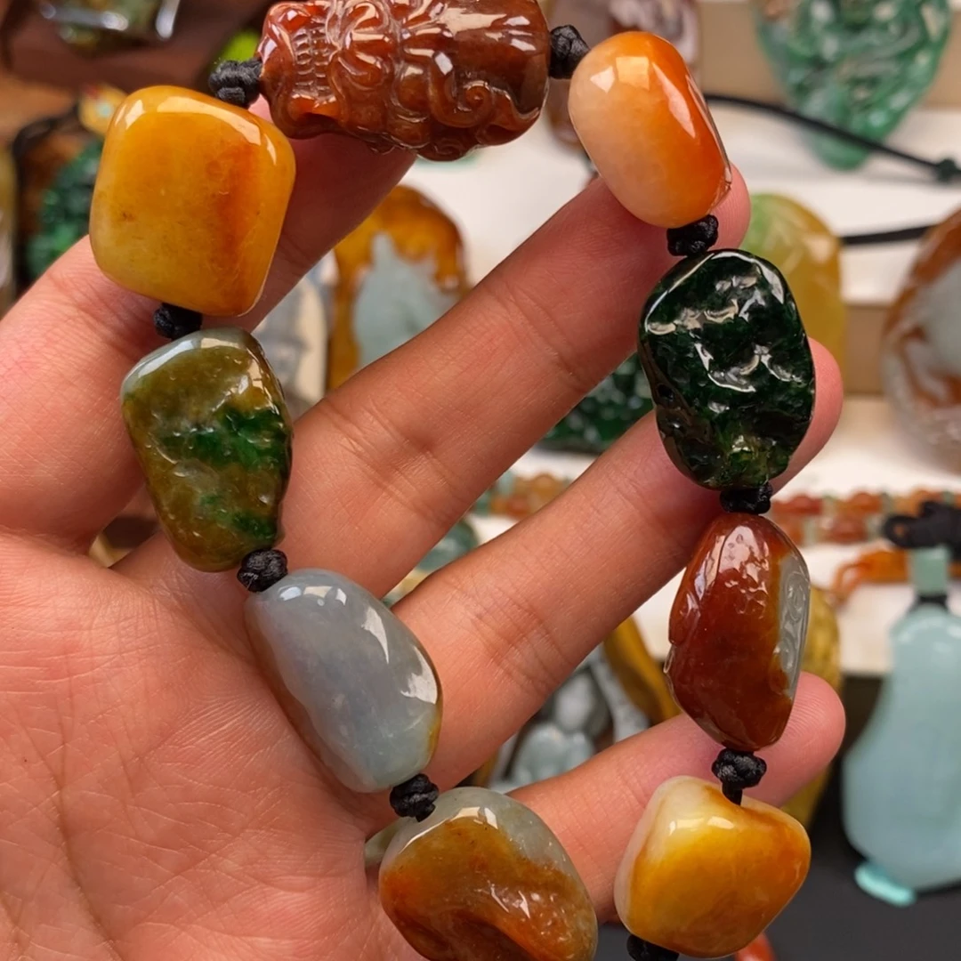 翡翠未镶嵌颈饰多宝手持