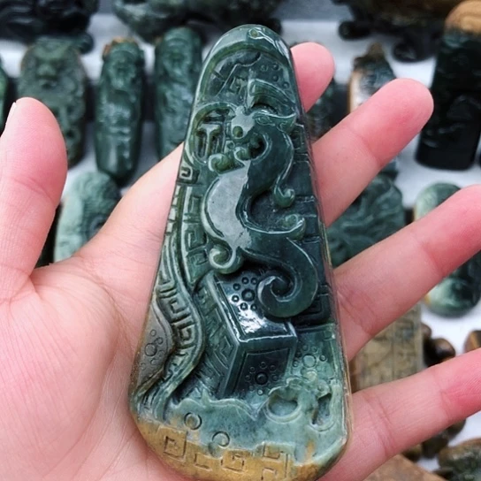 岫岩河磨玉（透闪石质玉）未镶嵌把件