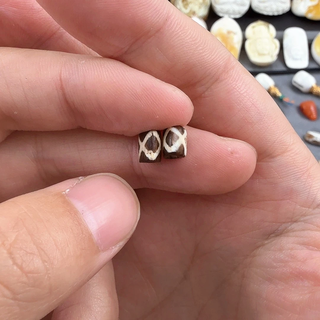 玛瑙/玉髓vhhhhhhh未镶嵌尛*月hhhhhjnjjm