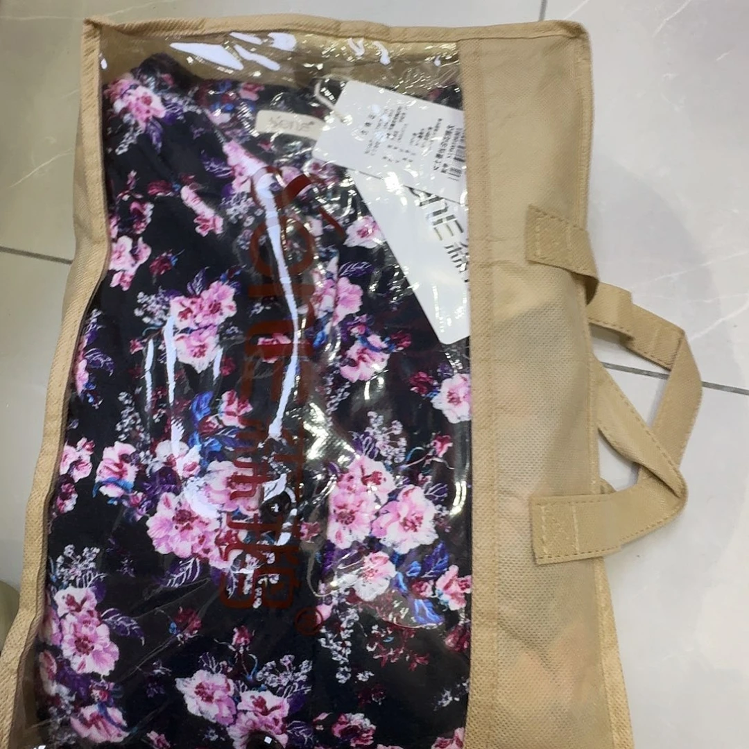 过***6复古玫瑰蚕丝棉衣175b一件