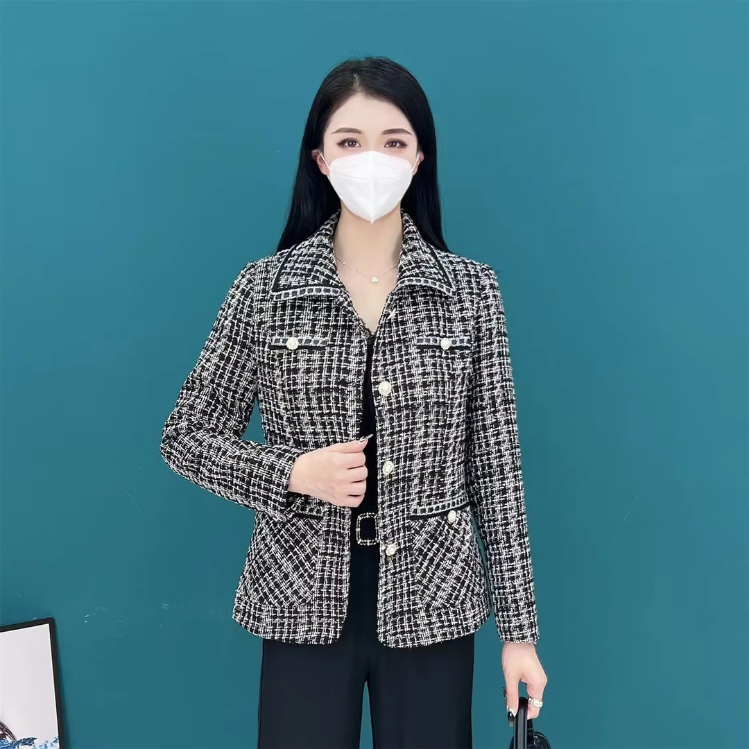 妈妈装新款减龄外套春秋季中老年女士时尚百搭休闲短款小香风上衣