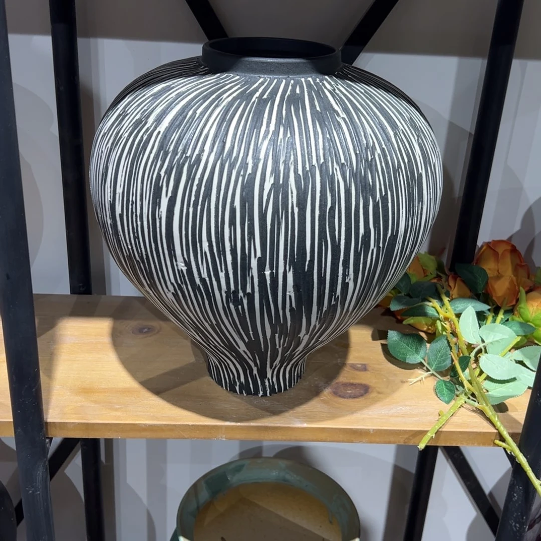 摆件陶瓷花瓶高32口10