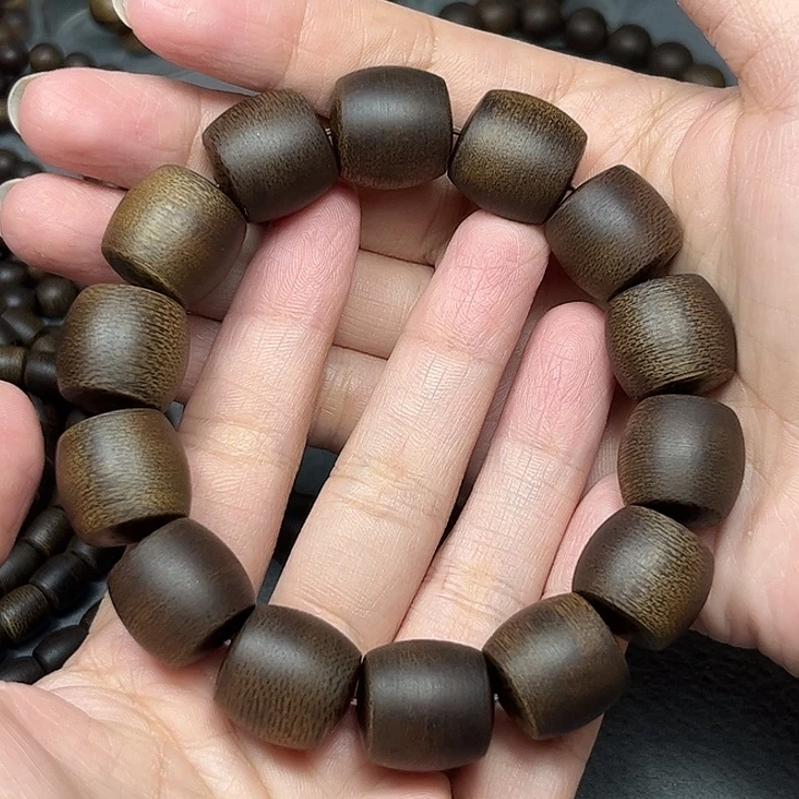 金***利沉香碎屑沉香白棋玉化1.6