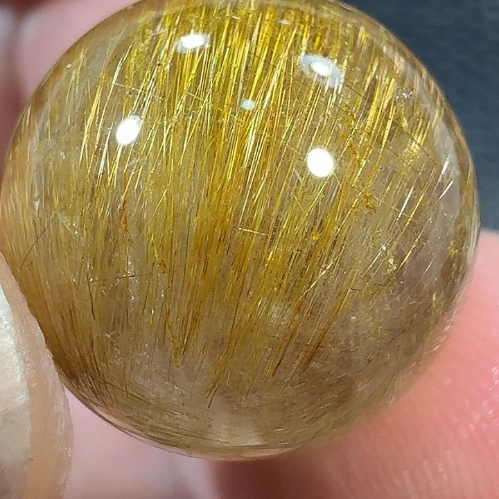 未镶嵌颈饰水晶玉*