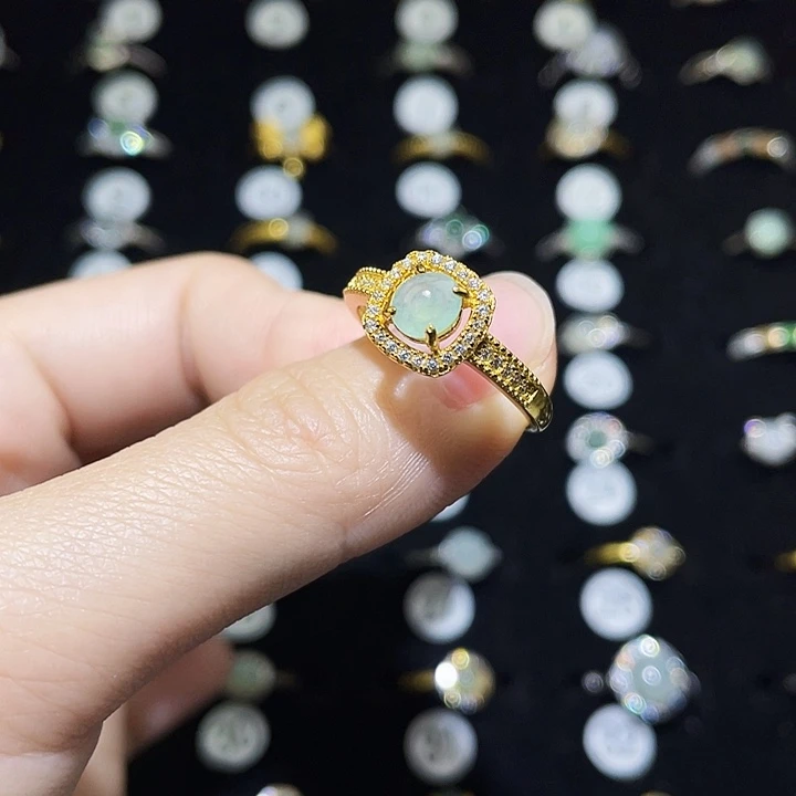 翡翠未镶嵌戒指戒指