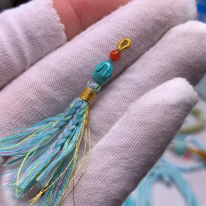 绿松石配饰未镶嵌