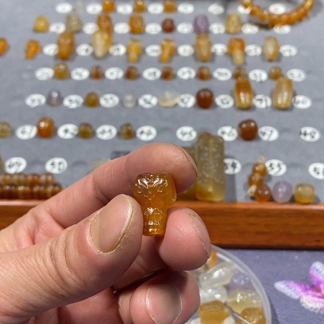 乐***i玛瑙/玉髓合金颈饰三通