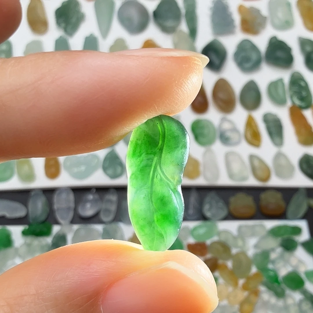 定制翡翠未镶嵌叶子