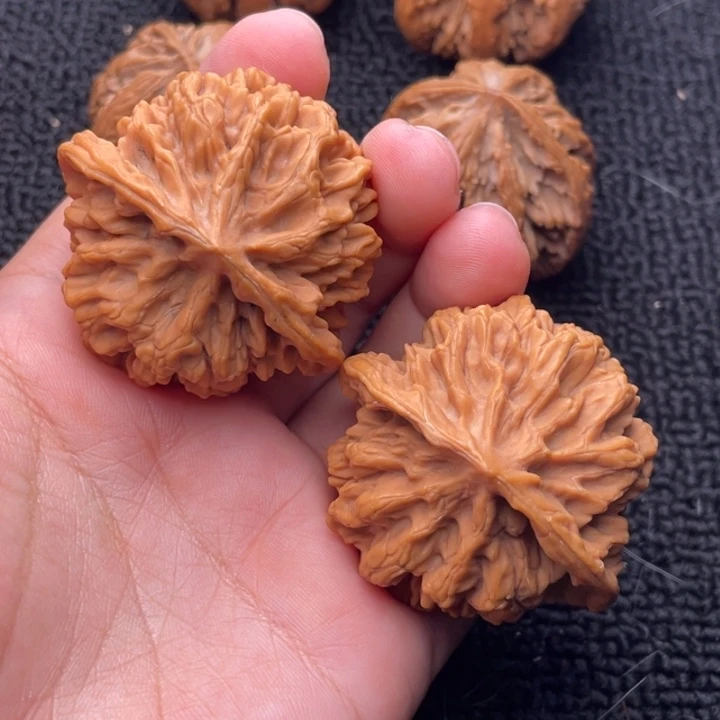 文玩核桃吊坠文玩核桃23卷边