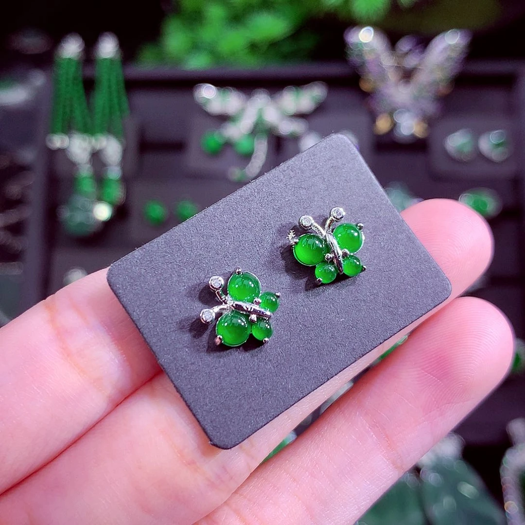 颈饰未镶嵌翡翠天然