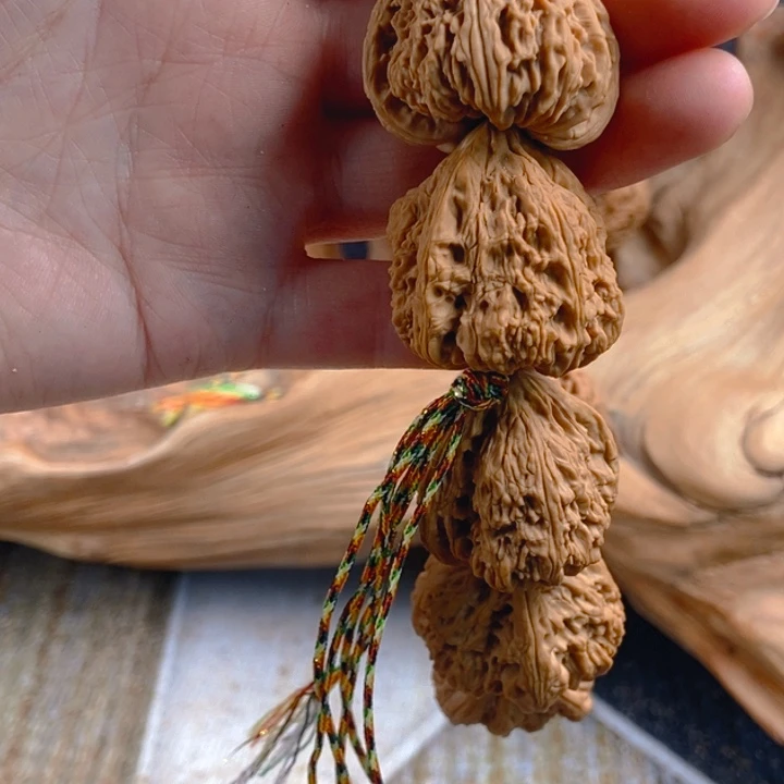 文玩核桃吊坠葫*娃南疆