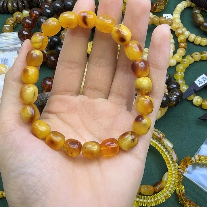 琥珀未镶嵌珠宝奇石