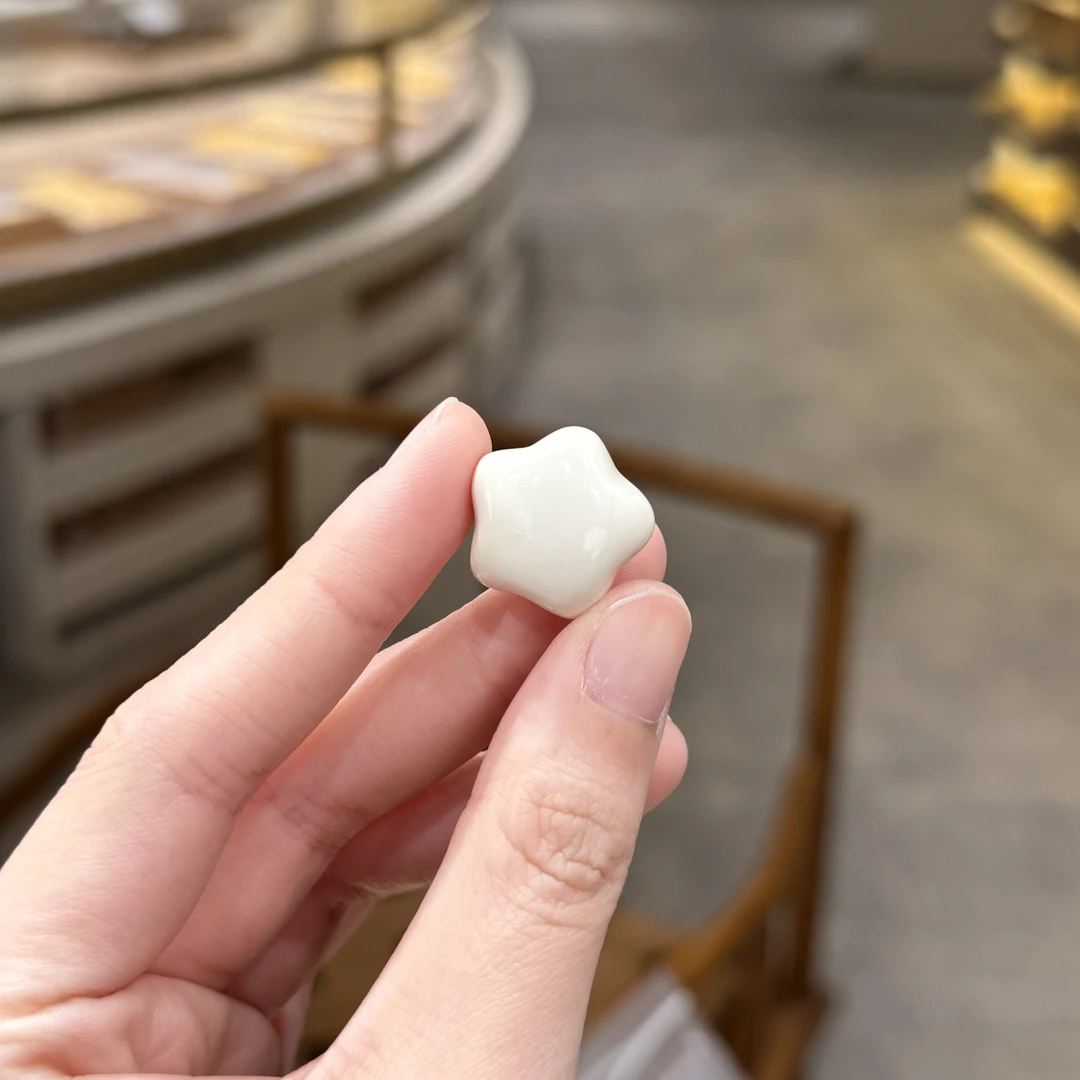 【铭舍 】猛犸牙雕刻星星时尚文玩饰品-12.12