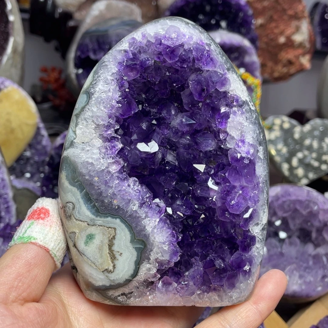 紫晶未镶嵌珠宝半成品捡漏