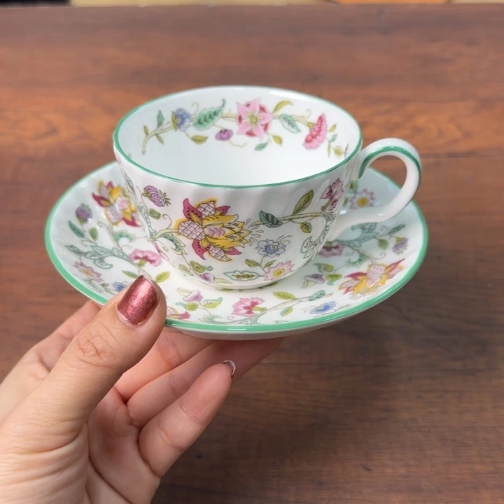 一个陶瓷物件哈哈哈哈