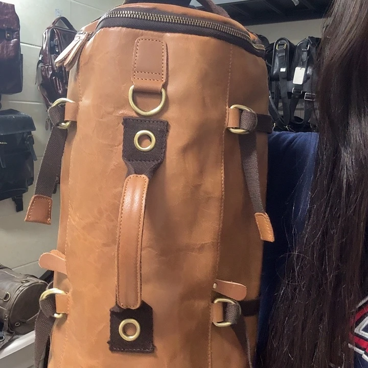 头层牛皮头层牛皮斜挎背包