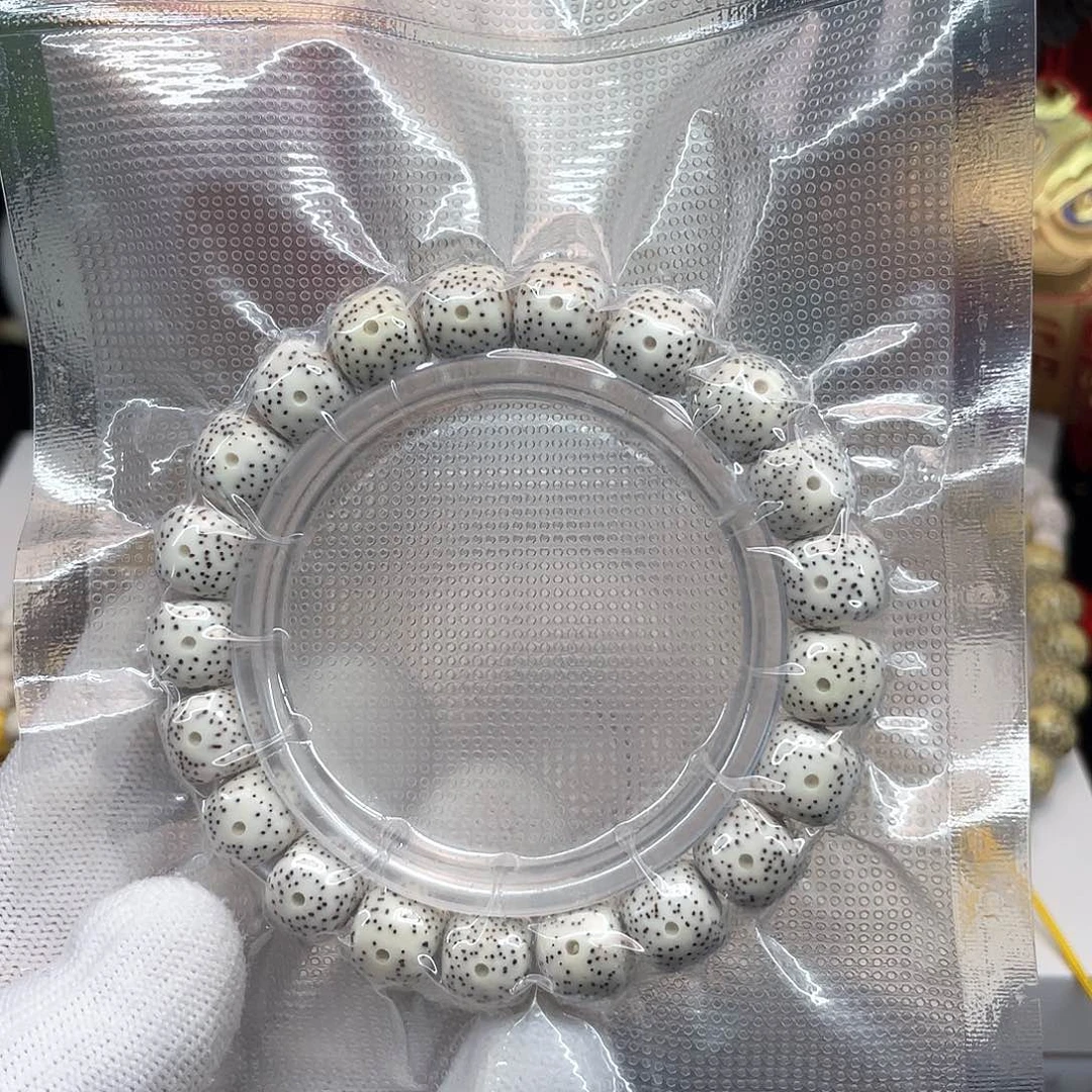 星月菩提手串C****o11/10原白星点货单圈