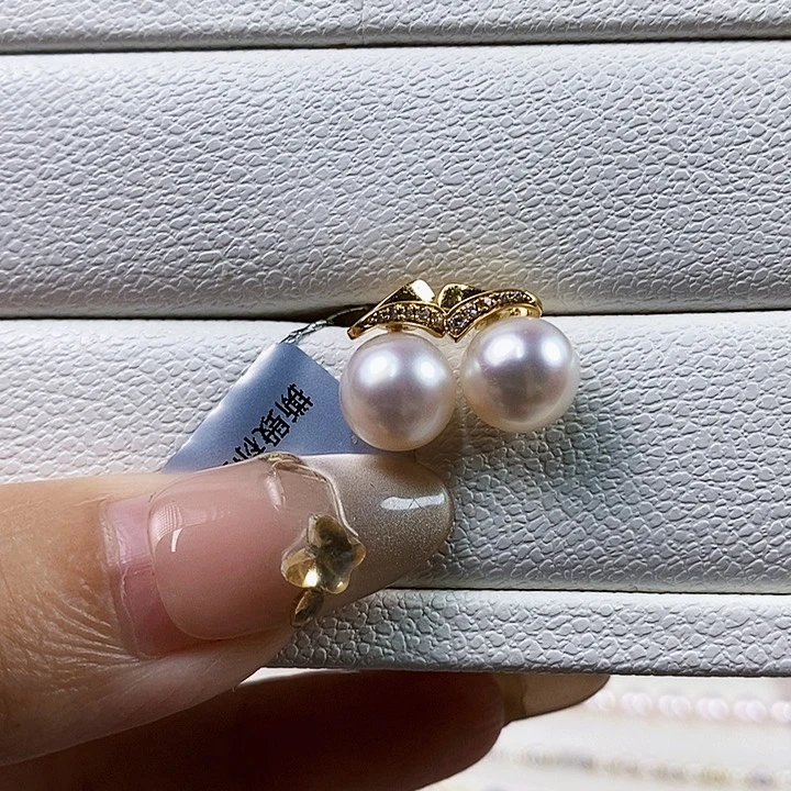 18K金镶嵌海水珍珠耳饰8.5-9mm