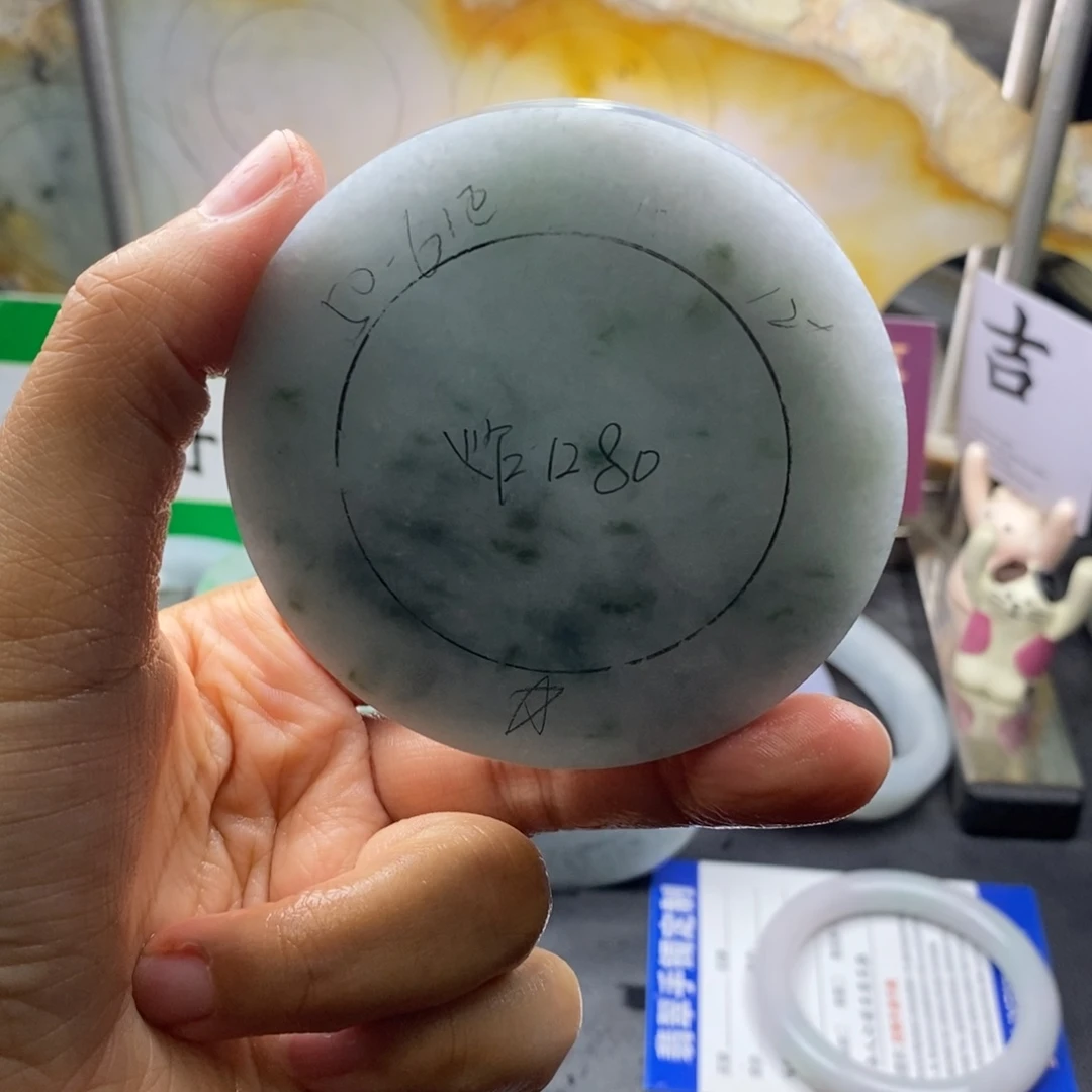 定制翡翠未镶嵌定制