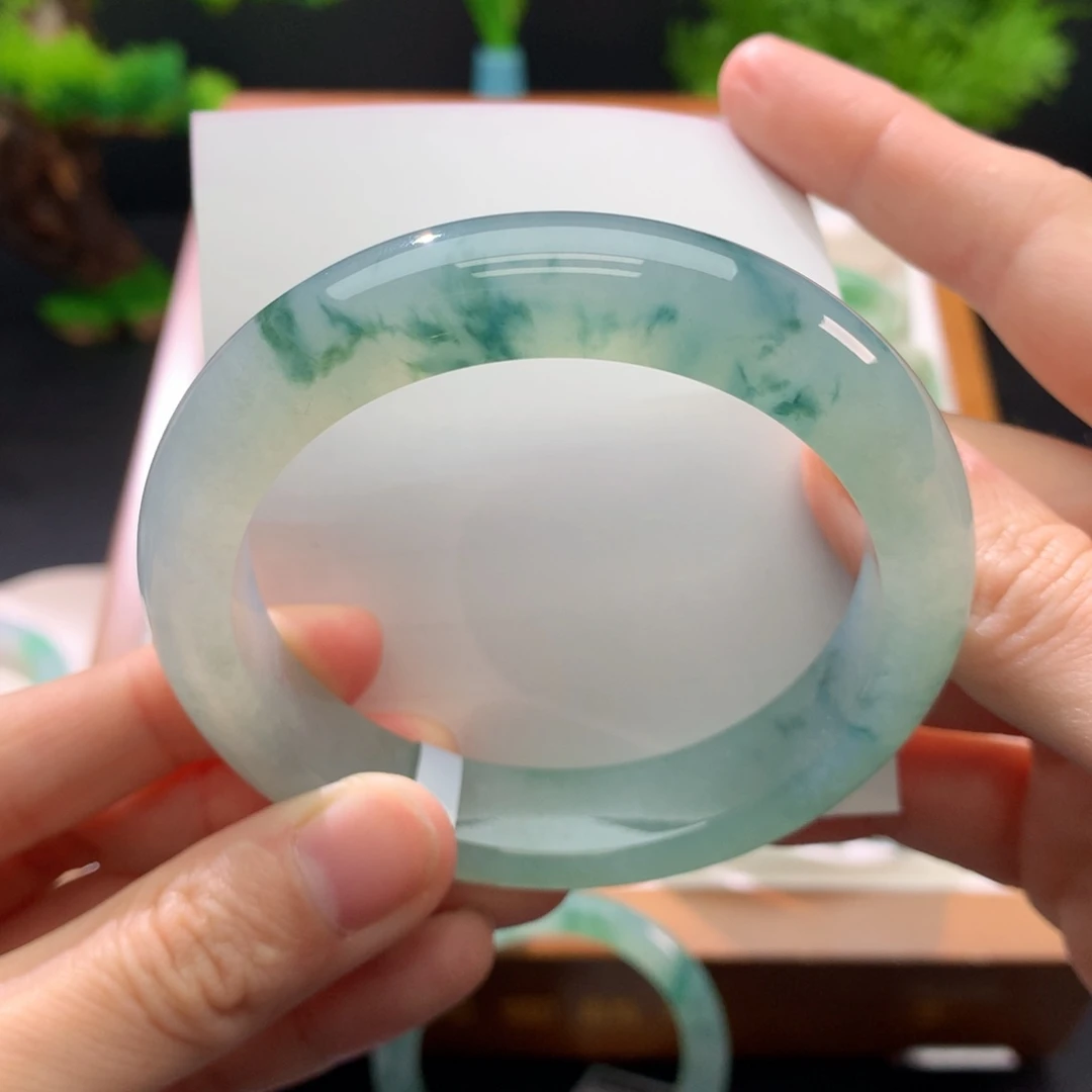 翡翠未镶嵌手镯闪购 24