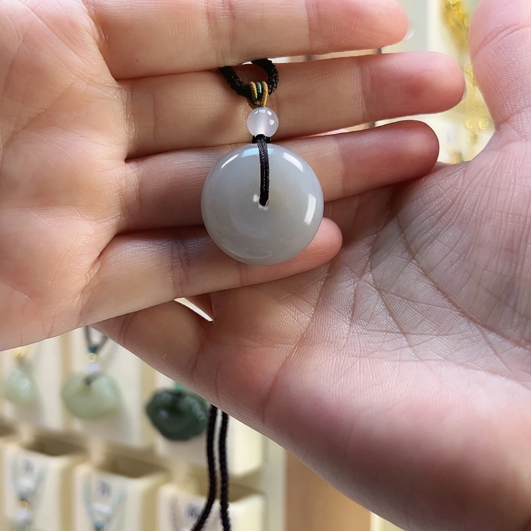 和田玉未镶嵌颈饰顾*清