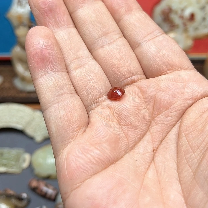 玛瑙/玉髓挂件未镶嵌儒*