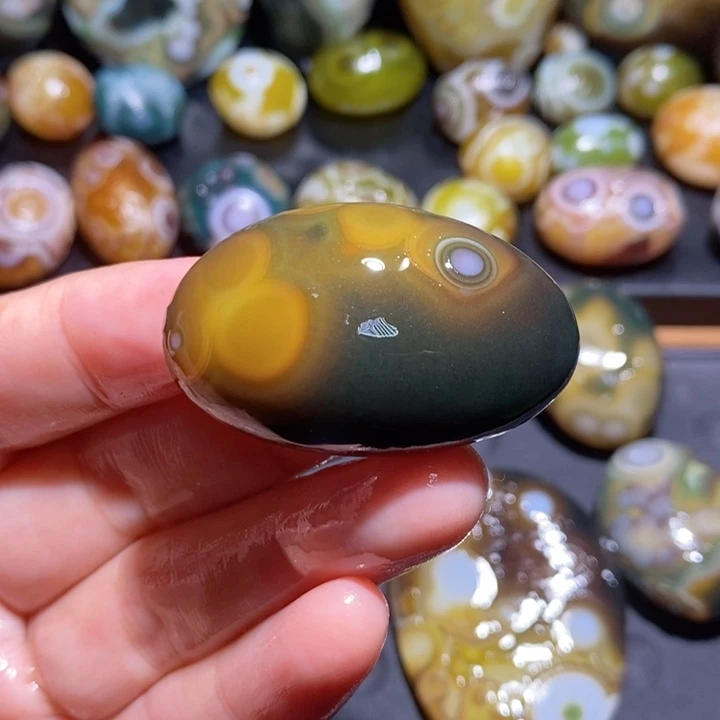 未镶嵌玛瑙/玉髓珠宝半成品95