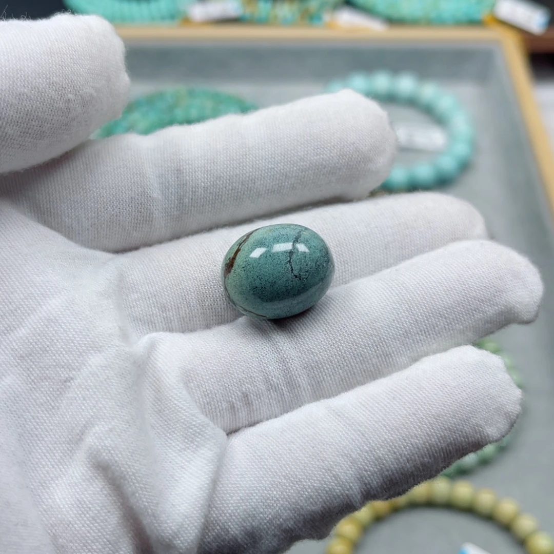 绿松石未镶嵌挂件