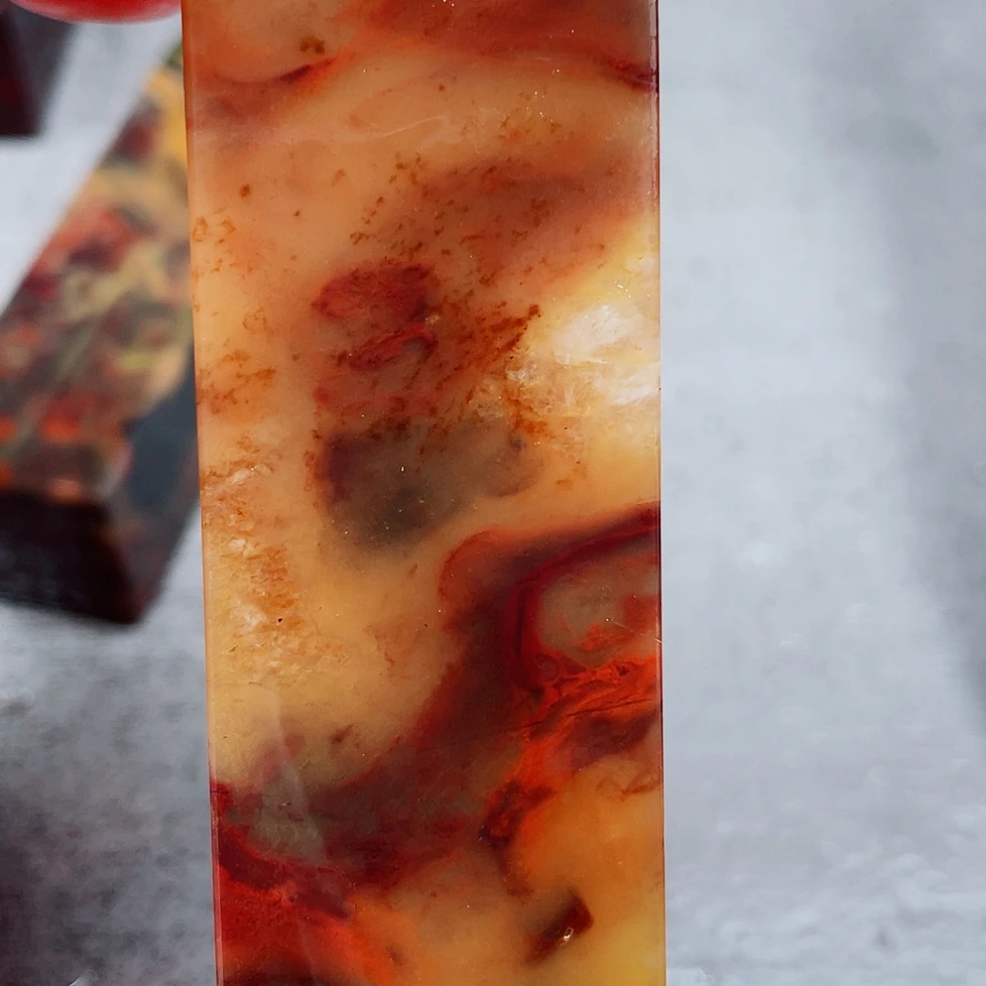 玉桂林鸡血玉印章镇尺21