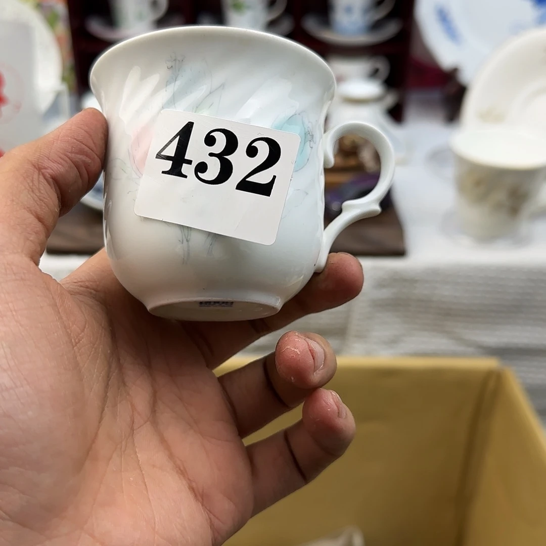 茶盏幼****草我的小姐姐们都是我的小可爱们都是我