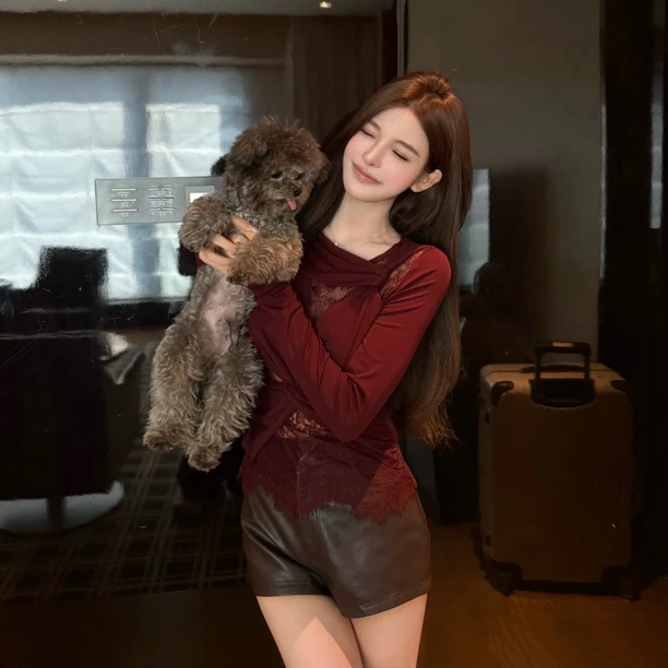 FAY【隐约可见】秋冬收腰显瘦镂空蕾丝修身打底显瘦长袖外穿T恤上衣