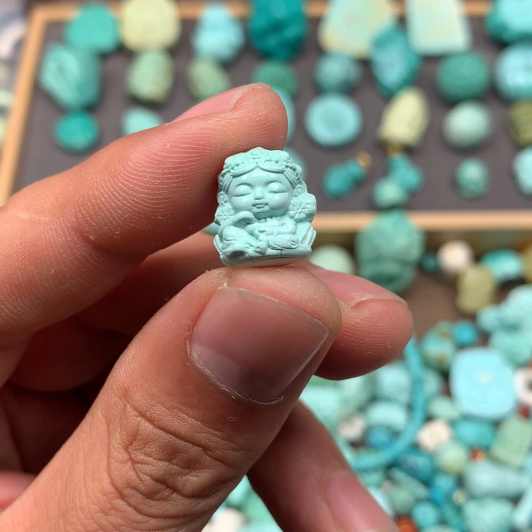 绿松石雕刻未镶嵌