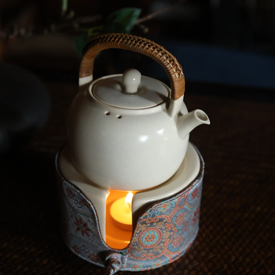 懂茶帝-竹扣苏打釉提梁烛台(壶+温茶器）PY187