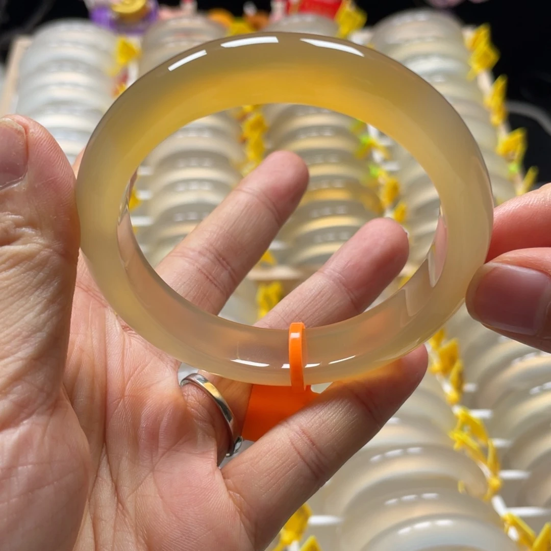 玛瑙/玉髓未镶嵌手镯