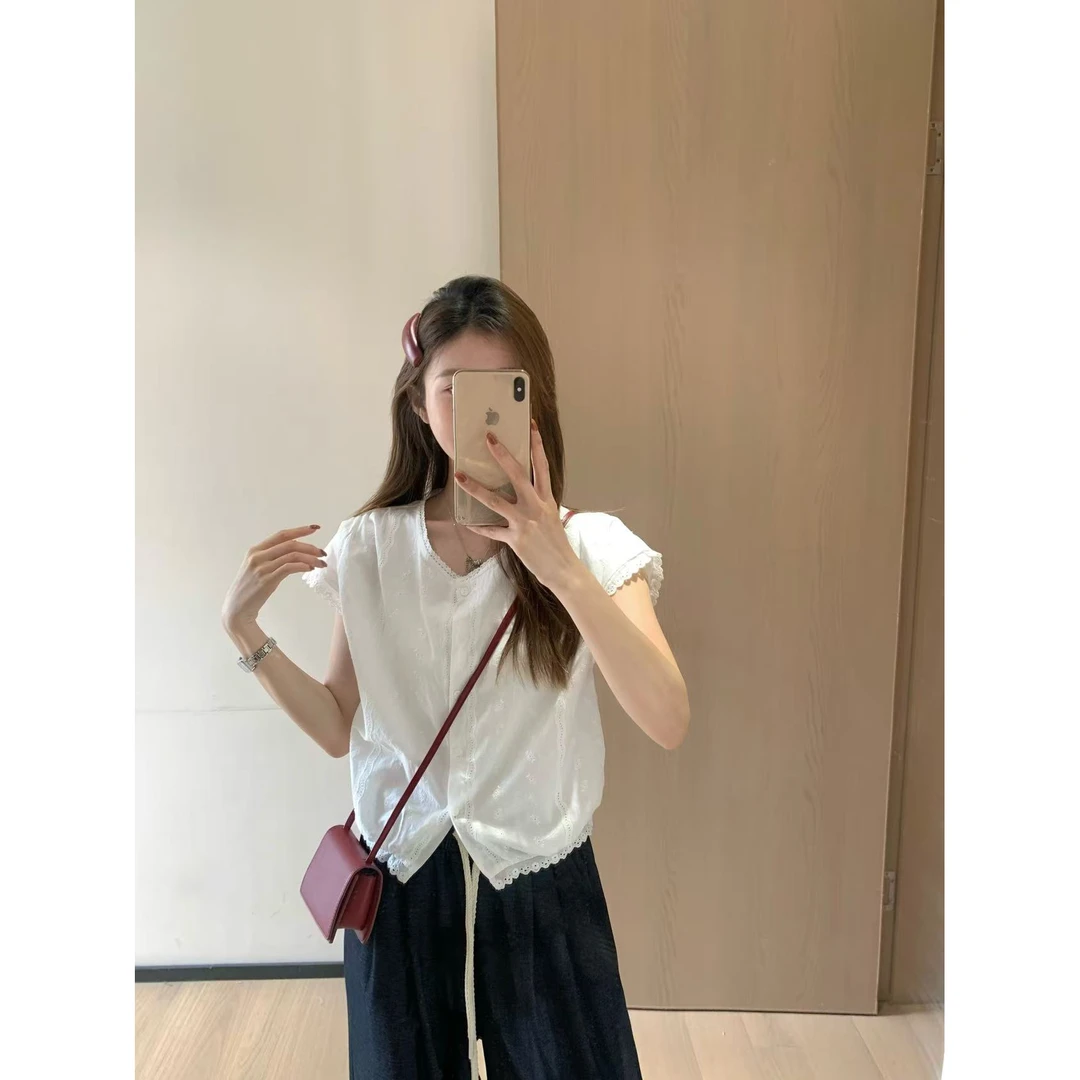 韩11双层不透提花泡泡袖纯色女薄款可爱风短款小众衬衫宽松型