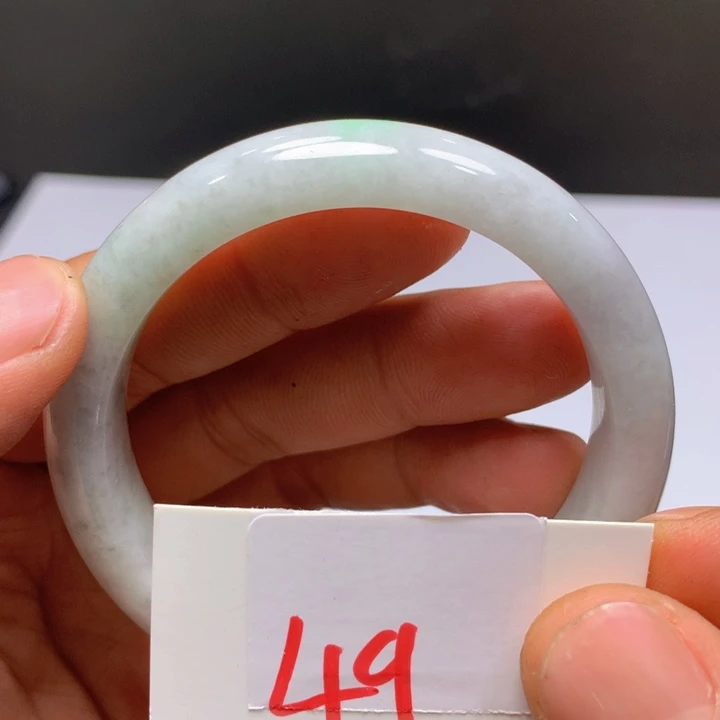 翡翠手镯未镶嵌45858999888888889