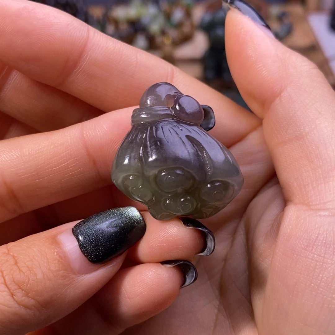 颈饰未镶嵌和田玉安