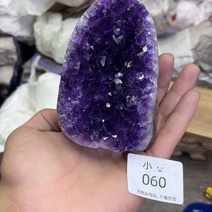 大型摆件（非配饰）未镶嵌水晶
