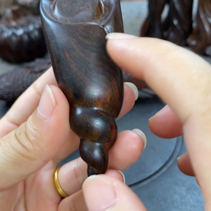 交趾黄檀（大红酸枝）