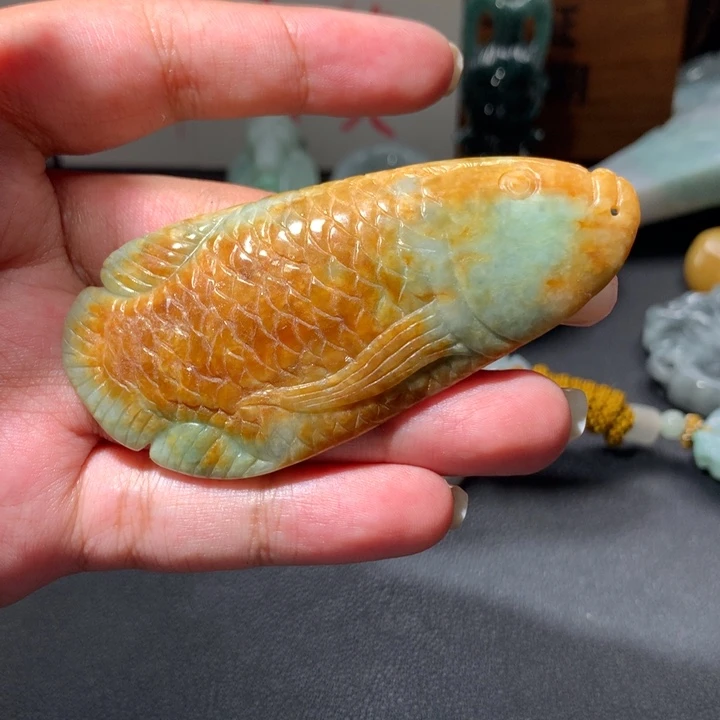 翡翠未镶嵌颈饰保真天然a货翡翠