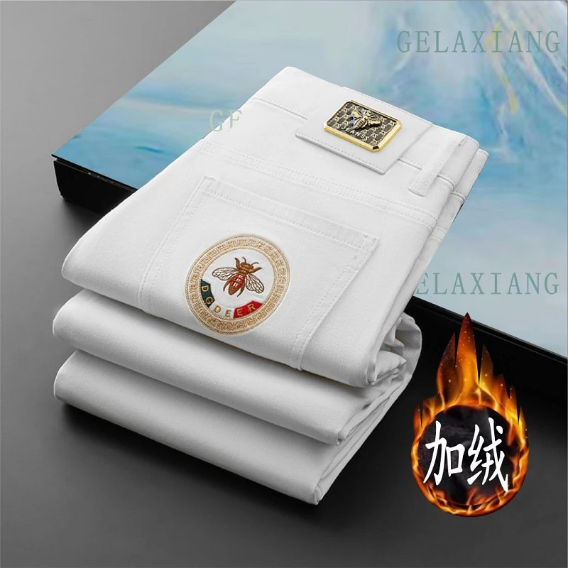 2266秋冬加绒新款轻奢小蜜蜂牛仔裤修身直筒白色百搭男裤时尚牛仔