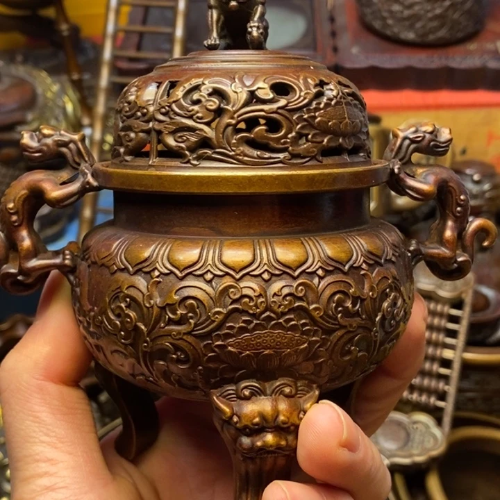 铜器摆件做工精良