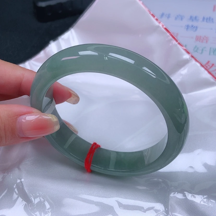 【闪购商品】未镶嵌手镯翡翠5859