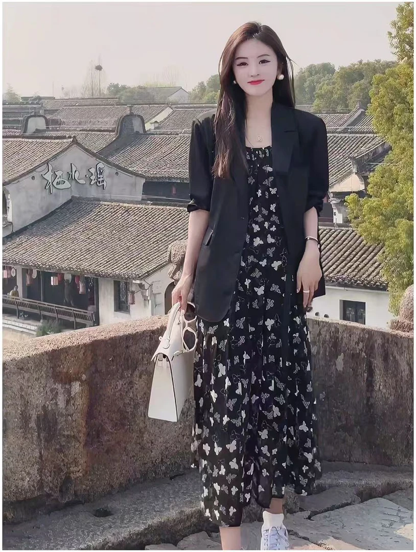 大码胖mm高级夏季显瘦西装套装气质休闲碎花吊带连衣裙两件套